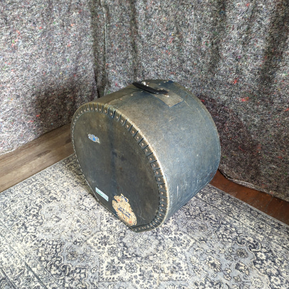 Vintage Spaulding Russell Fibre Case for a 16