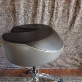 Used 4 Leg Pearl Roadster D-2000 Top Stool / Throne